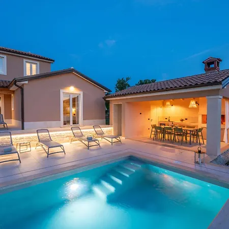 Sentiero Villa