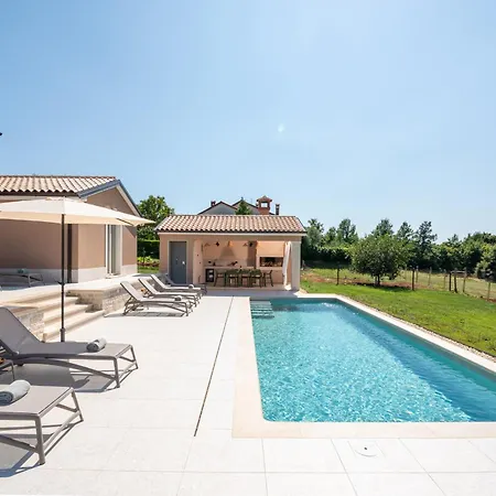 Sentiero Villa *