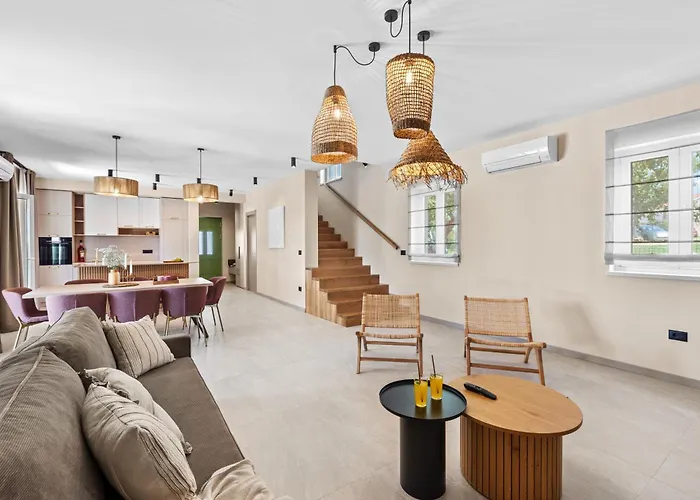 Sentiero 빌라 파진