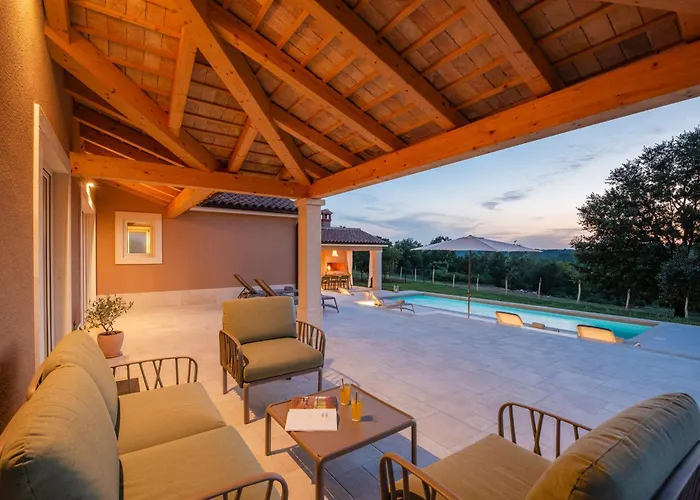 Sentiero 빌라 파진